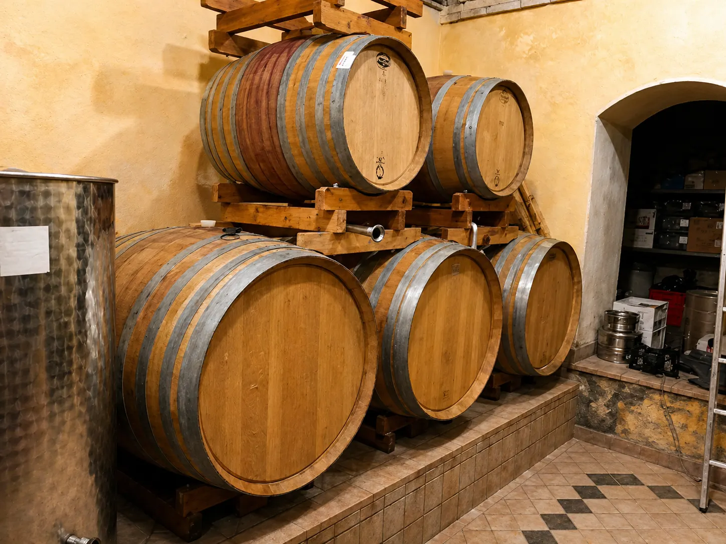 Galleria Cantina Vindimian 1